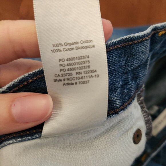 Aritzia Blue Flare & Wide Leg Jeans - Picture 5 of 9